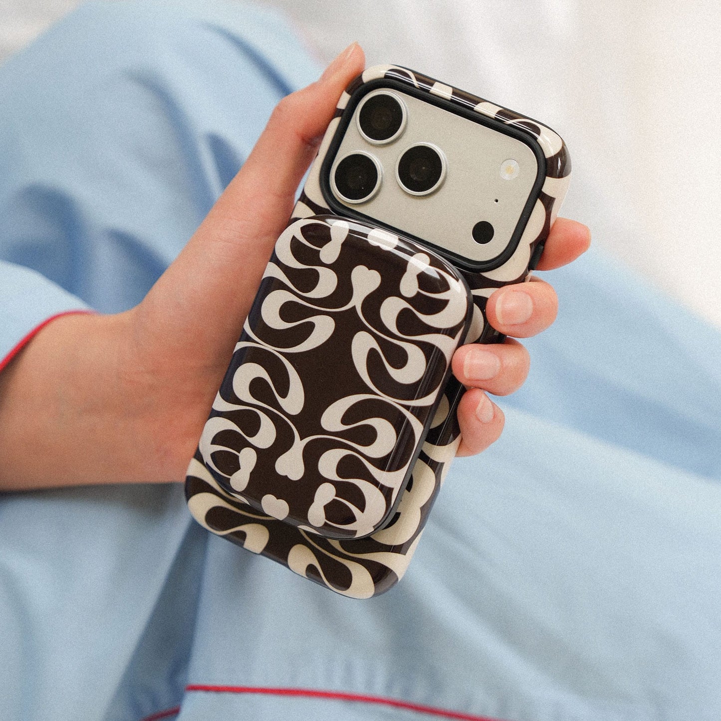 Marque ChargePod MagSafe Power Bank ChargerPod by Desmond & Dempsey - The Dairy